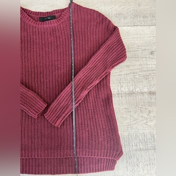 Forever21 Red Heavy Knitted Long Sleeve Sweater Size Medium - Picture 10 of 10